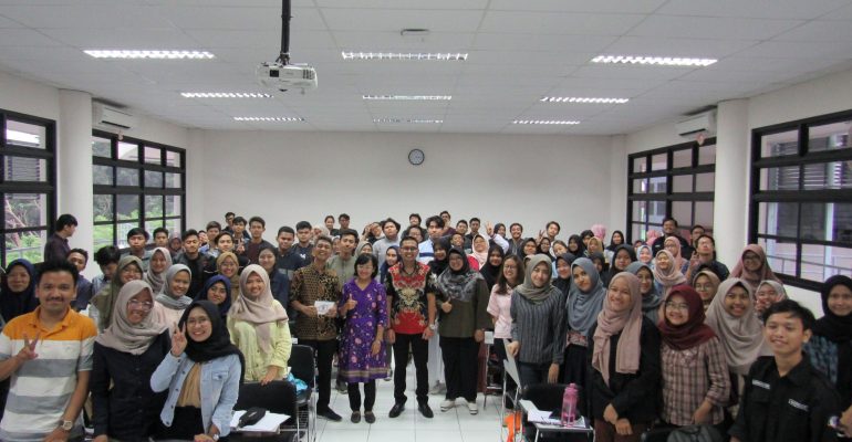 4maret4