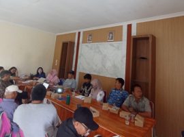 Dosen IPB University Dorong Pengembangan Geoproduk di  Kawasan Geopark Bogor Halimun Salak-Desa Cibadak